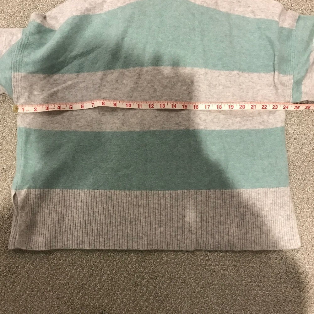 J.Crew Supersoft Turtleneck - Picture 4 of 6
